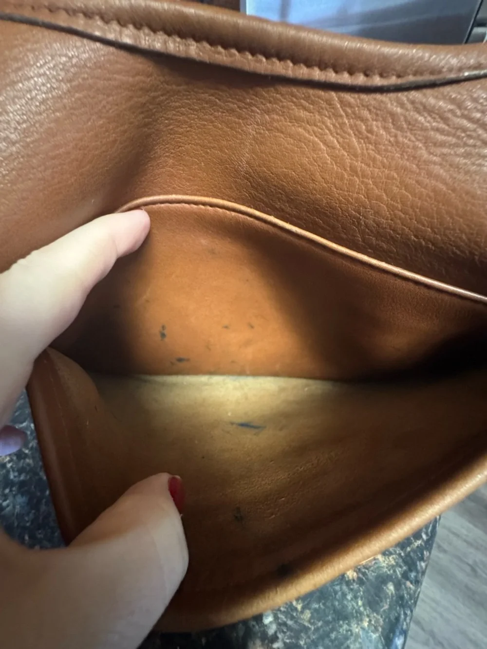 Vintage Coach Crescent Bag 9988 British Tan Leather Shoulder Bag USA - Picture 7 of 16